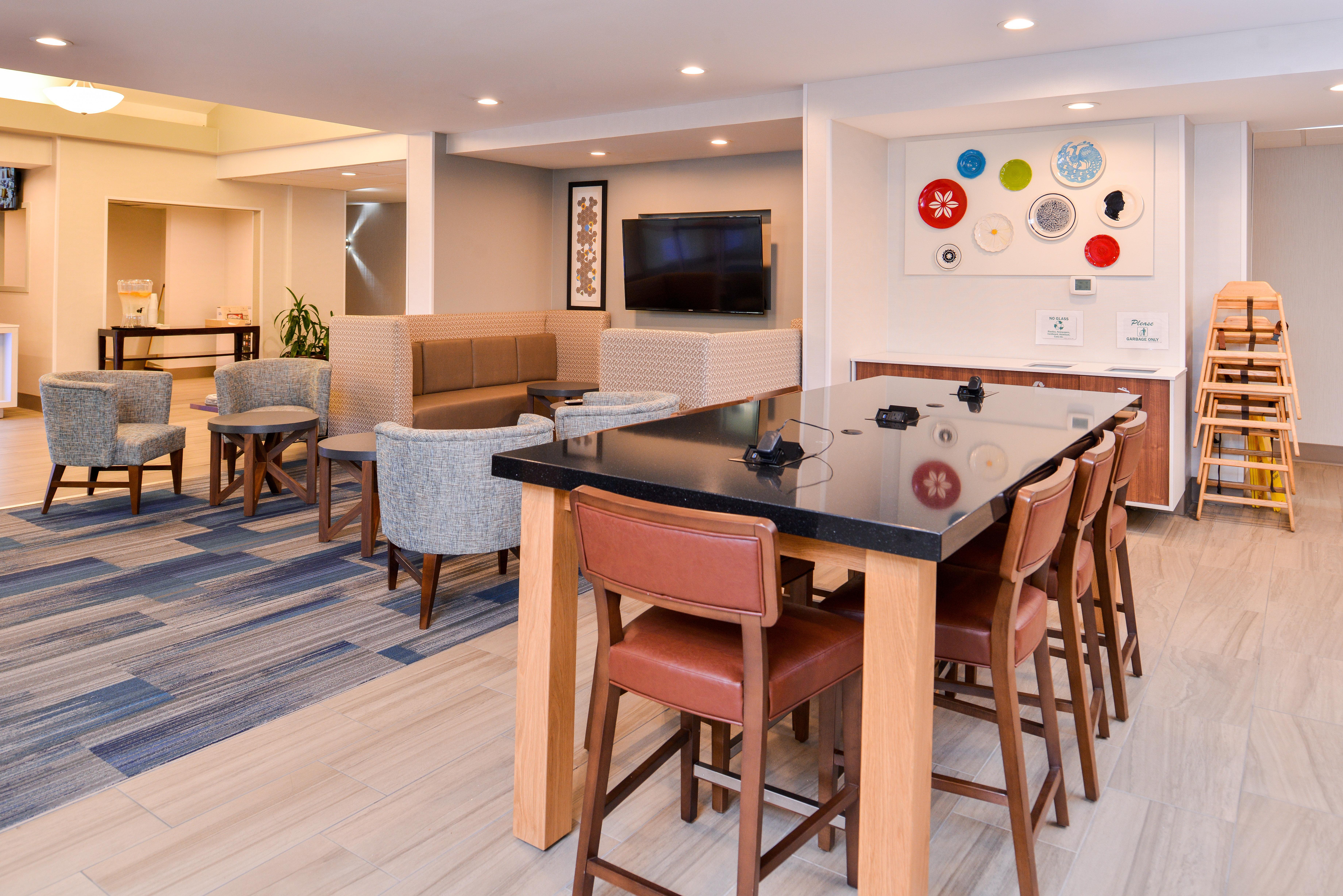 Holiday Inn Express & Suites Lacey - Olympia By Ihg Extérieur photo