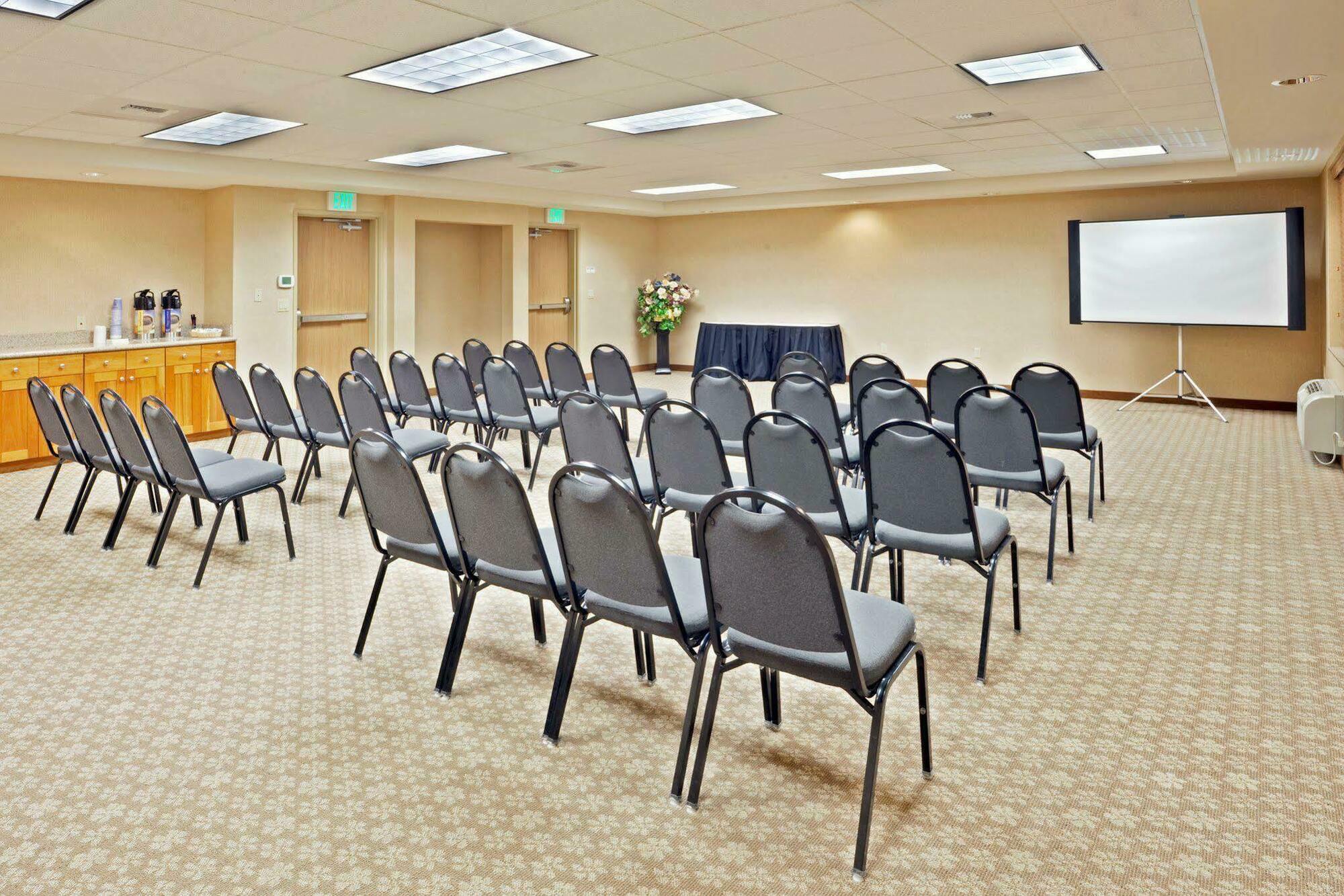 Holiday Inn Express & Suites Lacey - Olympia By Ihg Extérieur photo